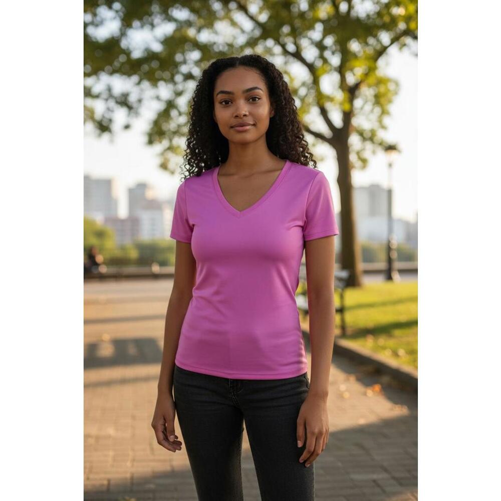 Champion Women's Classic V-Neck Short Sleeve T-Shirt in Pink